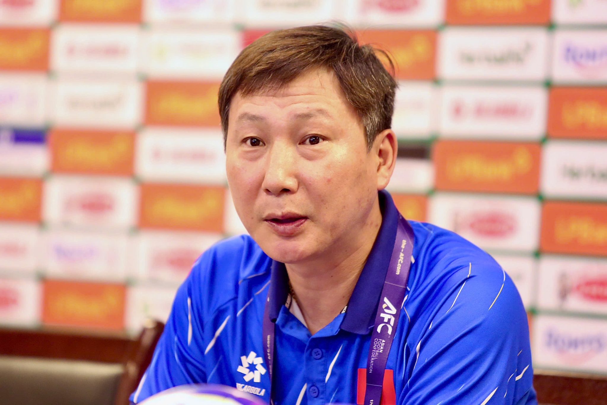 Diễn biến U23 Việt Nam vs U23 Bangladesh: "Mưa bàn thắng" cho ngôi đầu bảng - Ảnh 1.