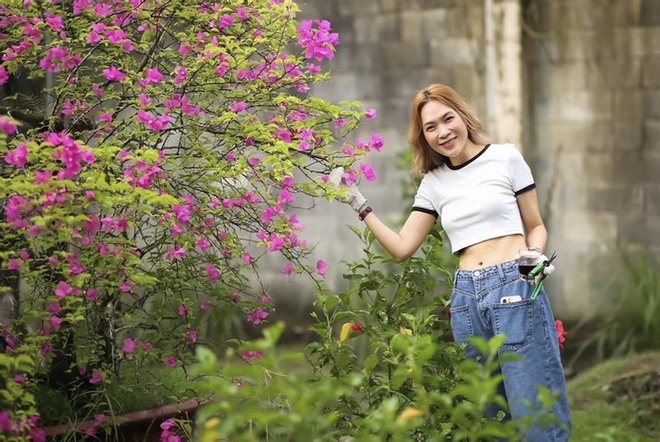 ‘Hoạ mi tóc nâu’ Mỹ Tâm: Nữ doanh nhân kín tiếng, sở hữu khối tài sản khủng - Ảnh 3. ‘Hoạ mi tóc nâu’ Mỹ Tâm: Nữ doanh nhân kín tiếng, sở hữu khối tài sản khủng - Ảnh 3.