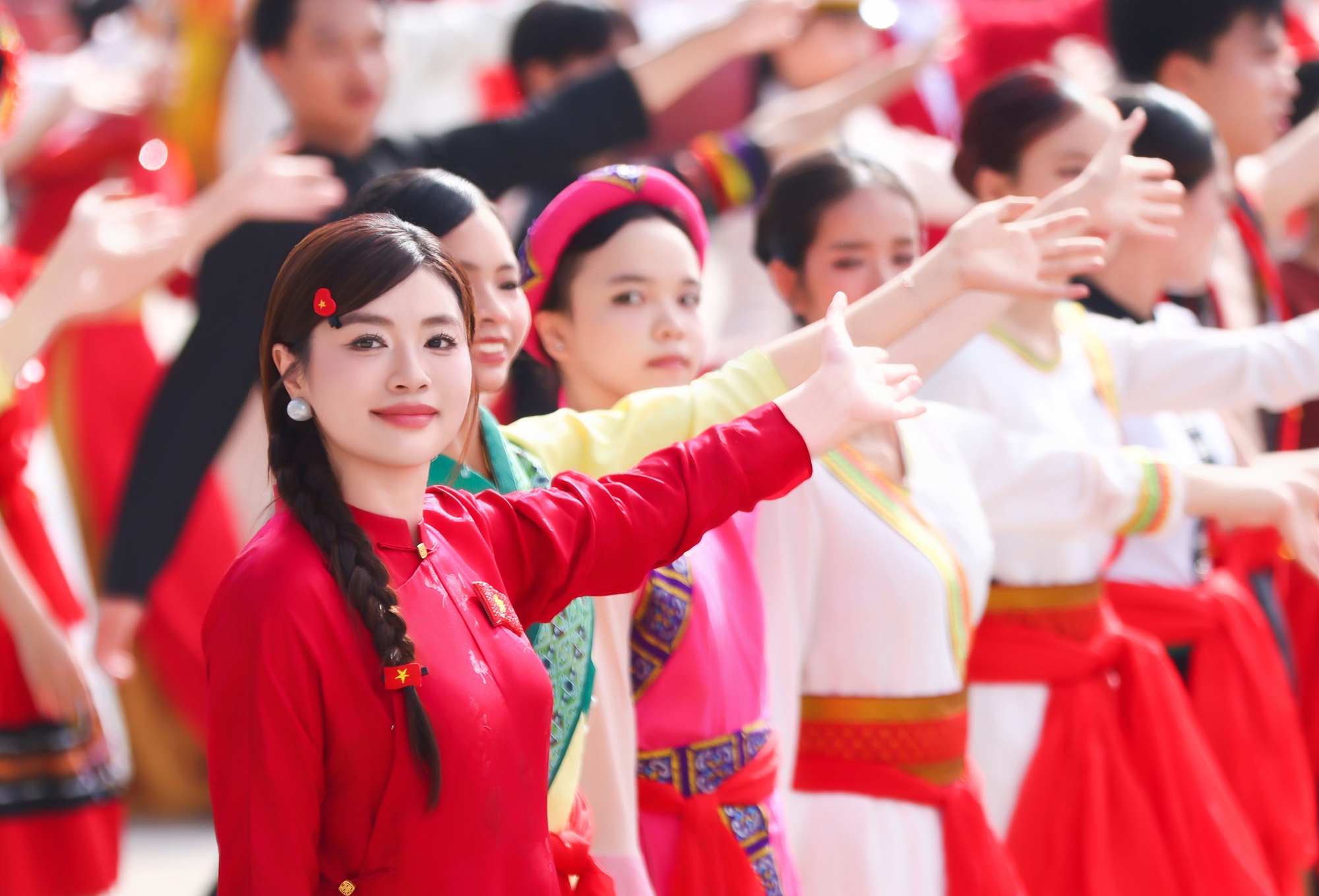 Nguyễn Thu Hằng xúc động khi được hát giữa Quảng trường Ba Đình: "Tôi mãi mãi không quên"- Ảnh 5.