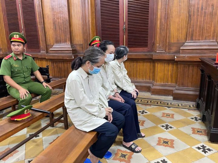 Chủ Mái ấm Hoa Hồng ở TP . HCM lãnh án tù vì bạo hành trẻ em - Ảnh 1.