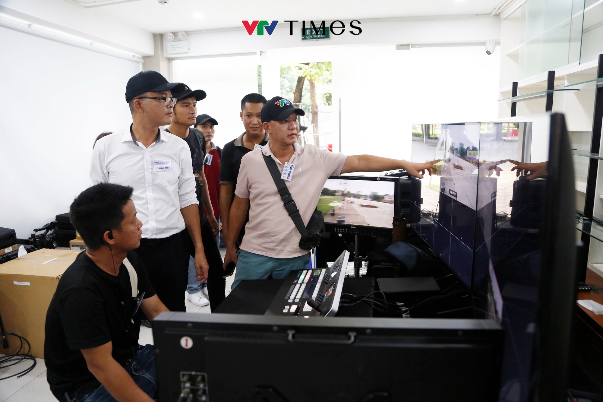 Sáng tạo Trong thước phim diễu binh kỷ niệm Quốc khánh Việt Nam hùng tráng - Ảnh 1. Sáng tạo Trong thước phim diễu binh kỷ niệm Quốc khánh Việt Nam hùng tráng - Ảnh 1.
