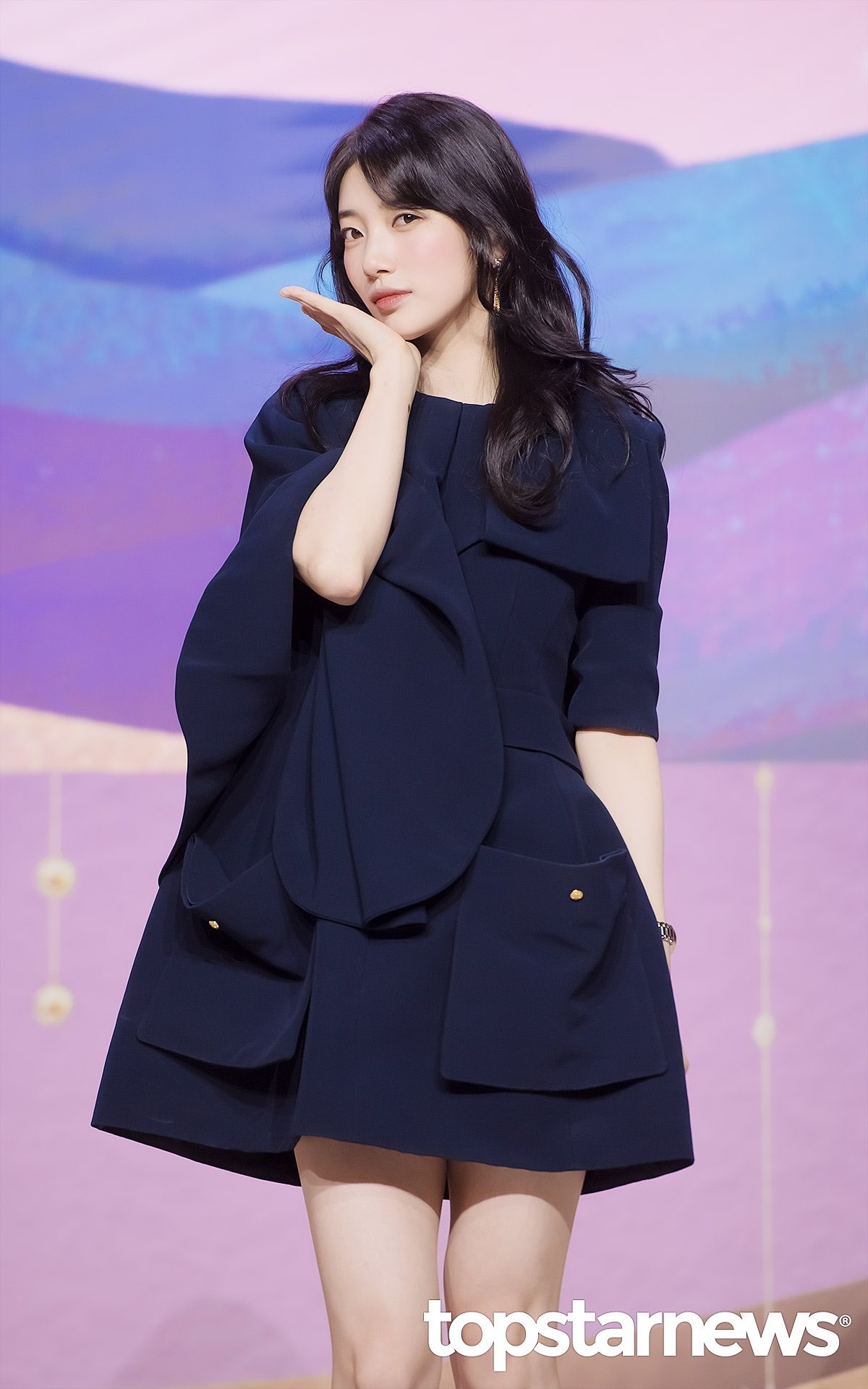 Thiên sứ ở đâu lạc xuống trần gian thế này hả trời: Mọi đường nét đều đẹp hoàn mỹ, cao quý đến từng hơi thở- Ảnh 8. Thiên sứ ở đâu lạc xuống trần gian thế này hả trời: Mọi đường nét đều đẹp hoàn mỹ, cao quý đến từng hơi thở- Ảnh 8.