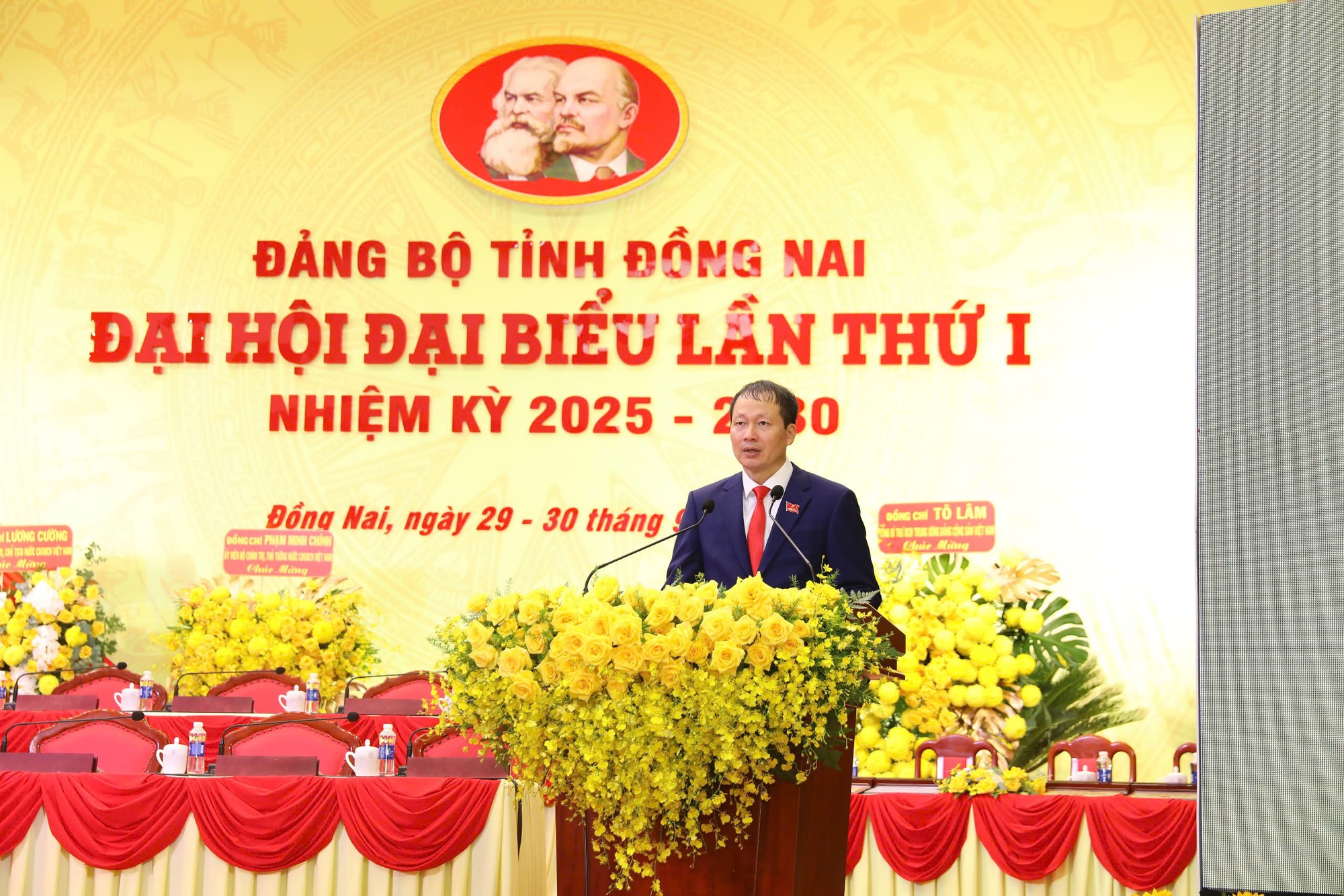 Ông Vũ Hồng Văn tiếp tục giữ chức Bí thư Tỉnh ủy Đồng Nai nhiệm kỳ 2025-2030- Ảnh 1.