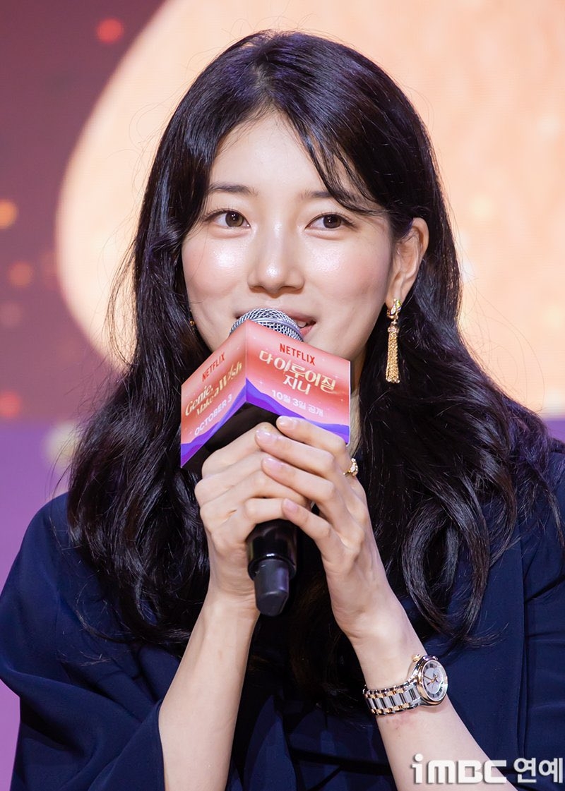 Thiên sứ ở đâu lạc xuống trần gian thế này hả trời: Mọi đường nét đều đẹp hoàn mỹ, cao quý đến từng hơi thở- Ảnh 9. Thiên sứ ở đâu lạc xuống trần gian thế này hả trời: Mọi đường nét đều đẹp hoàn mỹ, cao quý đến từng hơi thở- Ảnh 9.