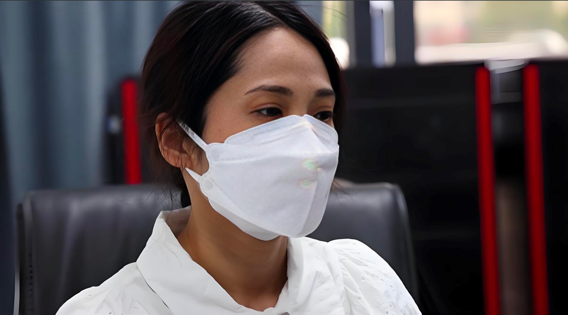 Nghe cuộc gọi số lạ, người phụ nữ không nói gì, cảnh giác cúp máy luôn nhưng hôm sau nhận thông báo: Tài khoản bị trừ 200 triệu đồng- Ảnh 1.