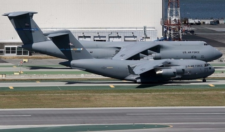 Máy bay quân sự lớn nhất thế giới có thể chở theo phi đội chiến đấu cơ- Ảnh 1.