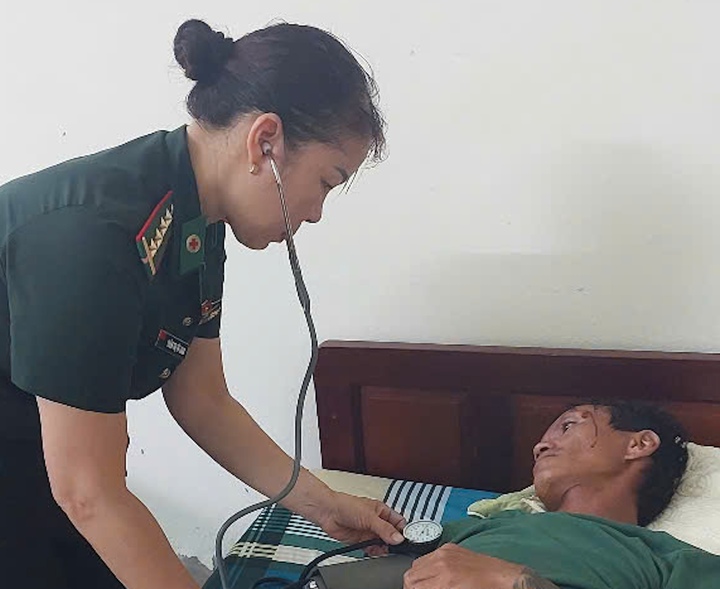 Thuyền viên sống sót hãi hùng kể lại phút sinh tử, chỉ biết gào thét trong vô vọng- Ảnh 5.
