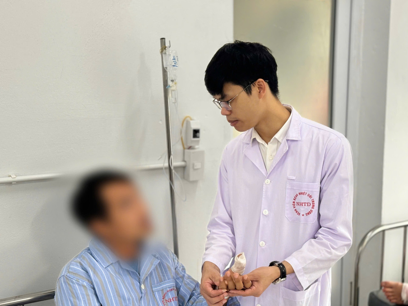 Khối U Tưởng Lành Tính, Hóa Bệnh Lý Mạch Máu Hiếm Gặp Suốt 17 Năm- Ảnh 2. Khối U Tưởng Lành Tính, Hóa Bệnh Lý Mạch Máu Hiếm Gặp Suốt 17 Năm- Ảnh 2.