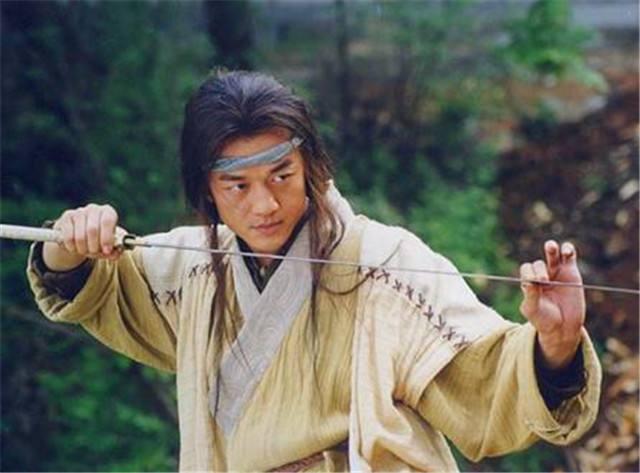 4 cao thủ 'vô địch thiên hạ' của Kim Dung: Hai cái tên cuối gây tranh cãi nhất vì không xứng- Ảnh 4.