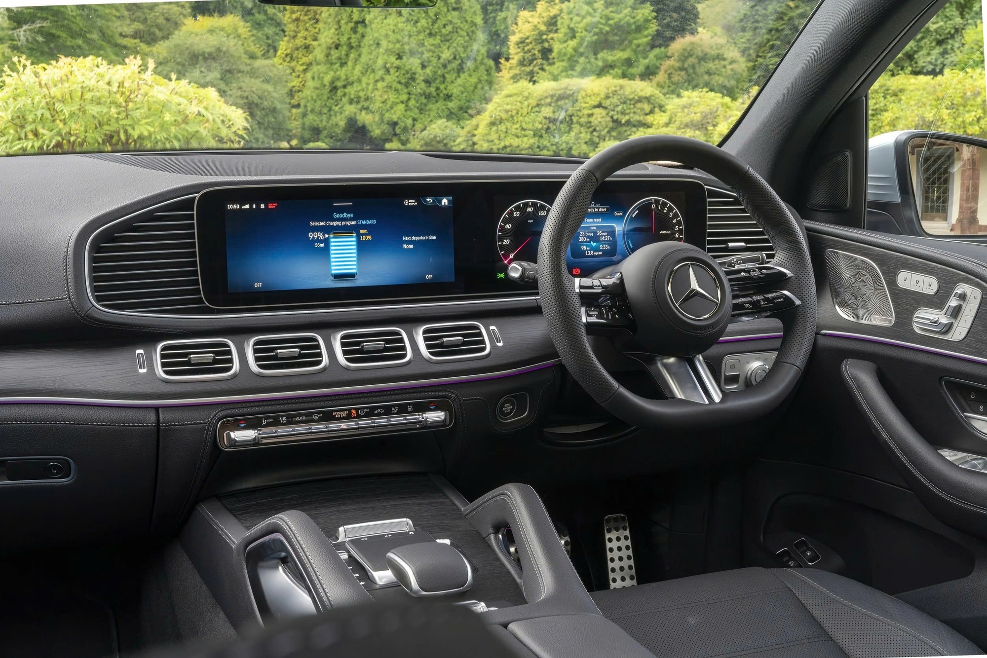 Mercedes-Benz GLE 2025 nhận cọc tại đại lý: Giá dự kiến hơn 4 tỷ đồng, thêm PHEV chạy 100km không cần xăng, giao tháng 11 cạnh tranh X5- Ảnh 8. Mercedes-Benz GLE 2025 nhận cọc tại đại lý: Giá dự kiến hơn 4 tỷ đồng, thêm PHEV chạy 100km không cần xăng, giao tháng 11 cạnh tranh X5- Ảnh 8.