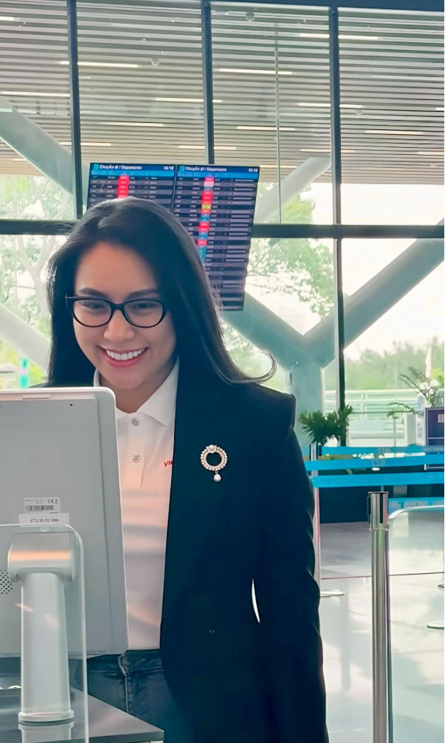 Người d&acirc;n dễ d&agrave;ng l&agrave;m thủ tục bay qua VNeID từ 28/4- Ảnh 4.