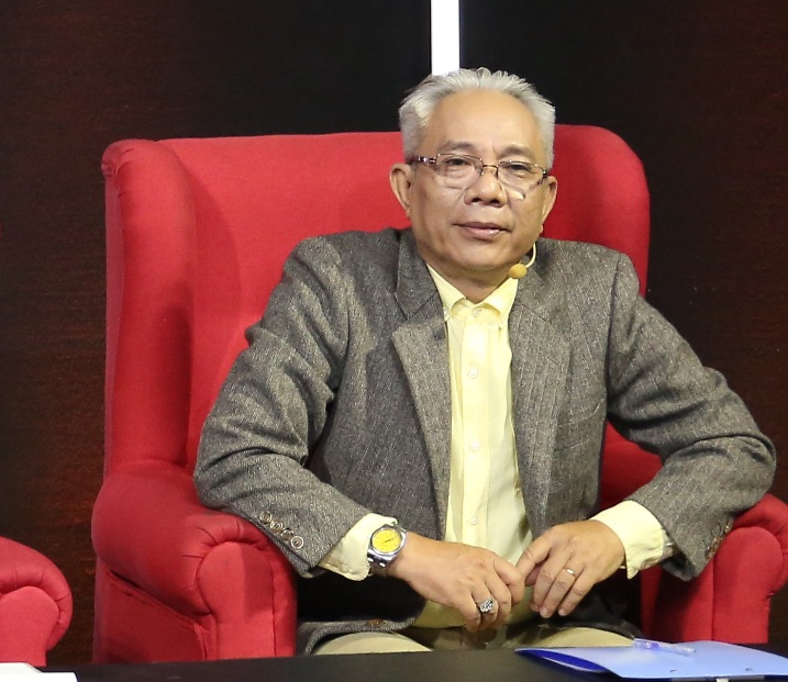 Nam nghệ sĩ 58 tuổi nghiêm khắc nói thẳng đàn em trên truyền hình- Ảnh 2.