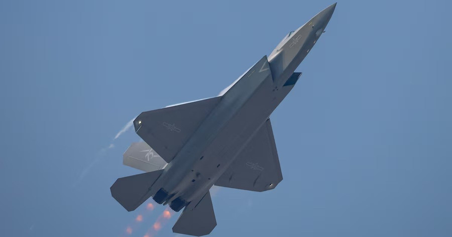 Tiêm kích J-35 khoe khả năng tàng hình đến mức khó tin- Ảnh 2.