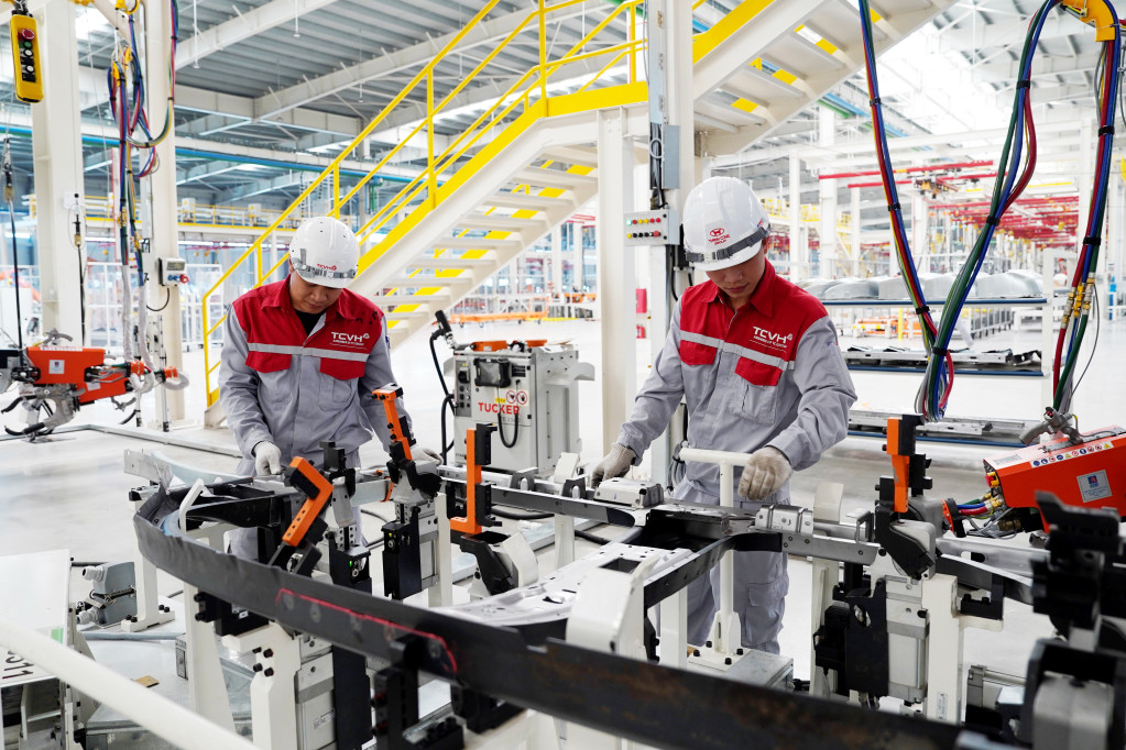 Một tỉnh tham vọng tăng trưởng kinh tế mức kỷ lục dù không sáp nhập - Ảnh 2. Một tỉnh tham vọng tăng trưởng kinh tế mức kỷ lục dù không sáp nhập - Ảnh 2.
