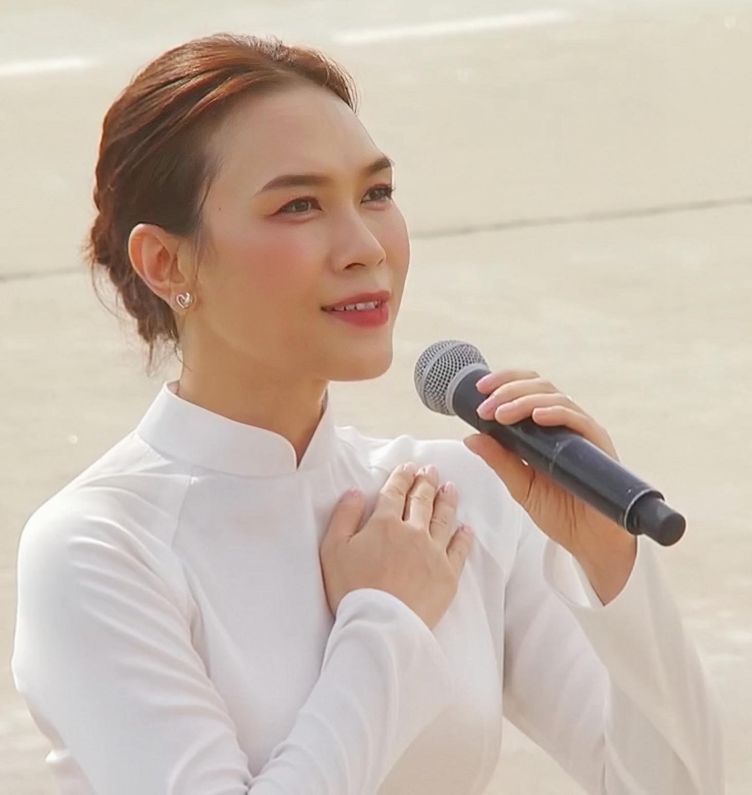 Trang Thông tin Chính phủ viết về hình ảnh để đời của Mỹ Tâm, chỉ 1 khoảnh khắc cho thấy sự tinh tế của BTC Đại lễ 2/9- Ảnh 3.