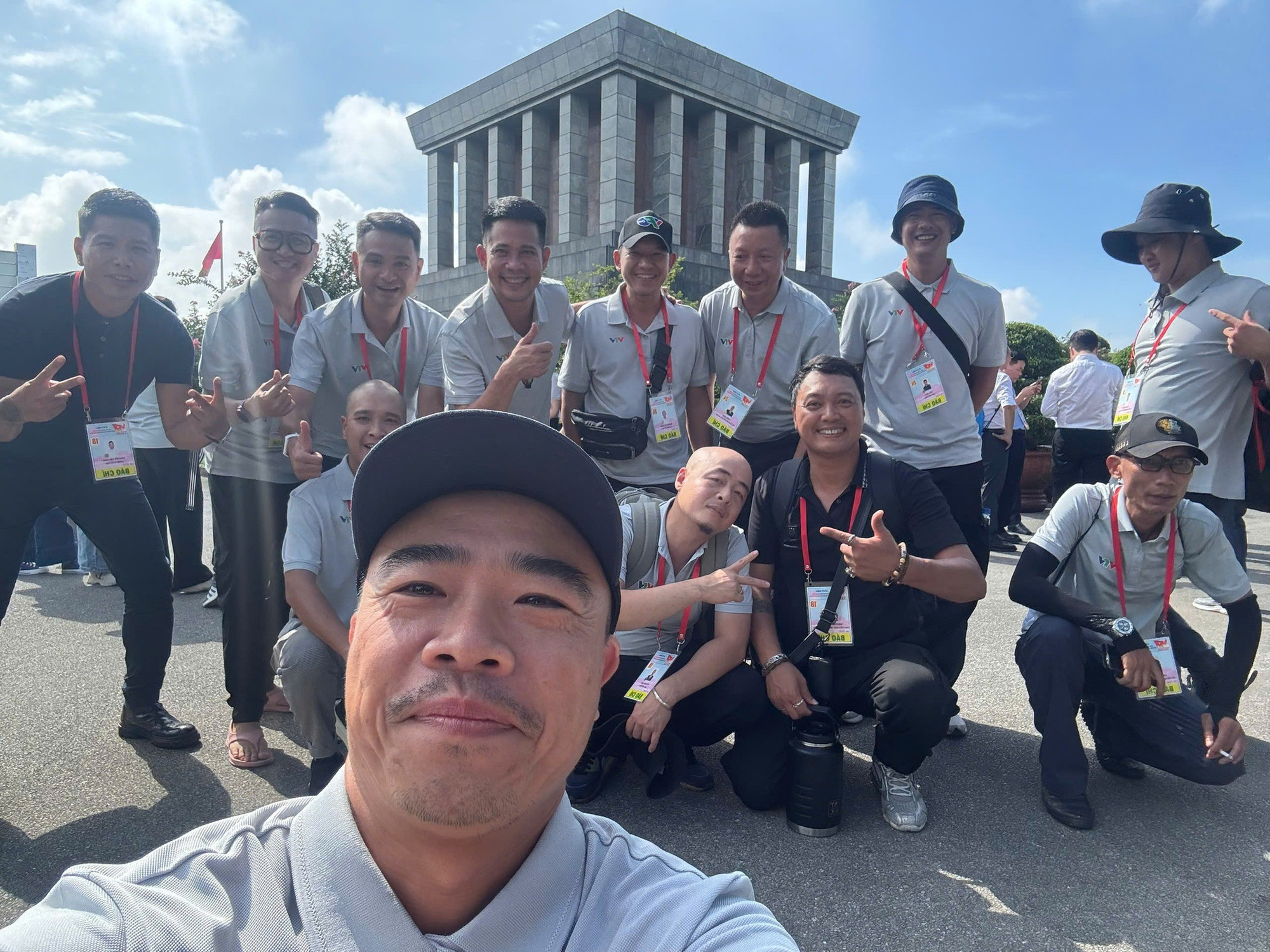 Hồ sơ ê-kíp đứng sau thước phim mãn nhãn ở Lễ diễu binh, diễu hành 2/9 - Ảnh 1.