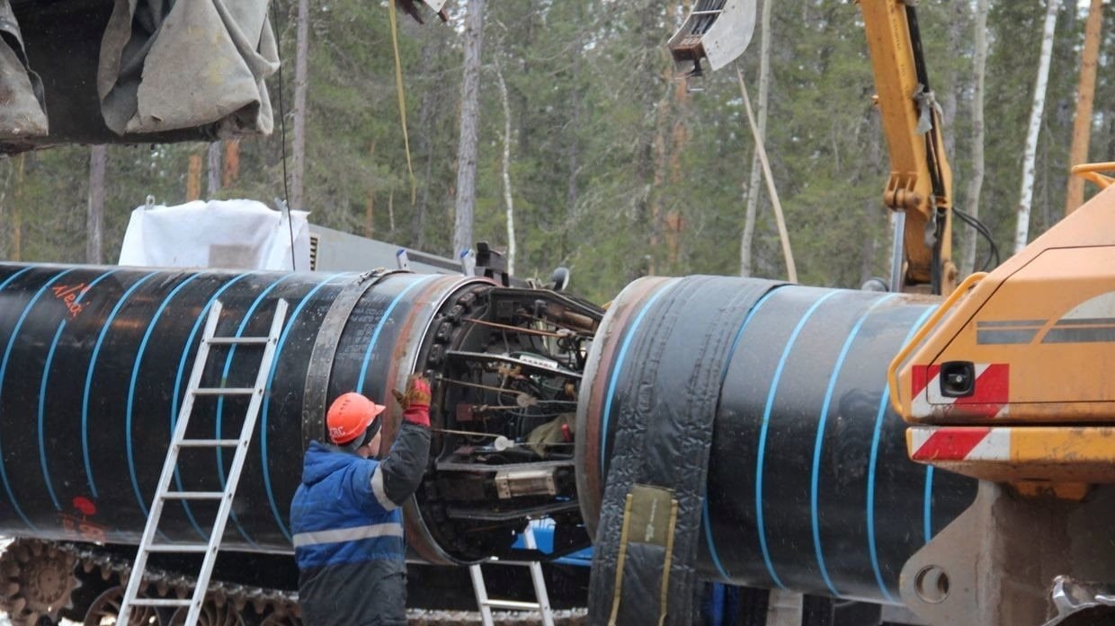 Với 3 chữ ký, kỷ nguyên khí đốt giá rẻ của Nga tại EU trong nửa thế kỷ chính thức khép lại, xoay dòng chảy hơn 100 tỷ m³ về phía Đông bán cầu - Ảnh 1.