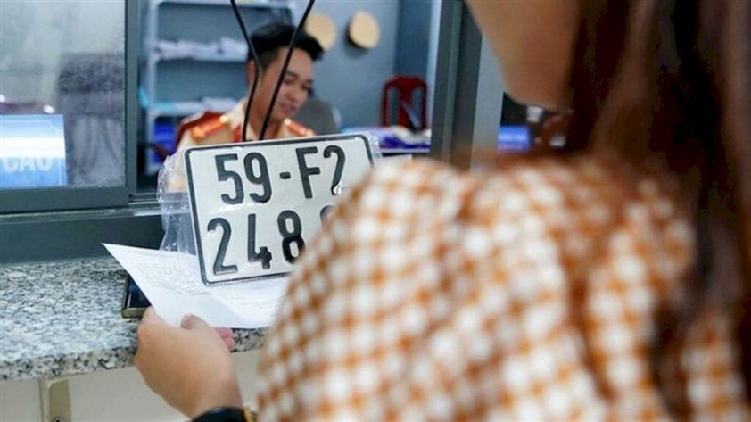 Tin vui: Thủ tướng quyết định giảm 30% phí, lệ phí đăng ký xe- Ảnh 1. Tin vui: Thủ tướng quyết định giảm 30% phí, lệ phí đăng ký xe- Ảnh 1.