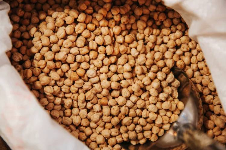 Rau bina nổi tiếng nhiều sắt hơn thịt bò nhưng 10 loại thực phẩm này còn giàu sắt hơn cả rau bina: Toàn thứ phổ biến ở chợ Việt- Ảnh 5.