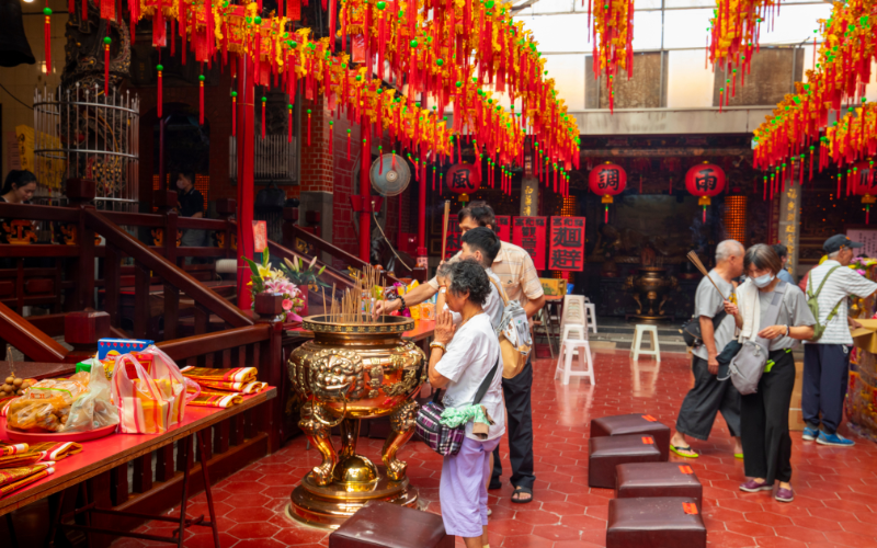 Ng&agrave;y Rằm th&aacute;ng 7: L&agrave;m đủ 3 việc n&agrave;y, t&agrave;i lộc v&agrave; b&igrave;nh an tự t&igrave;m đến- Ảnh 2.