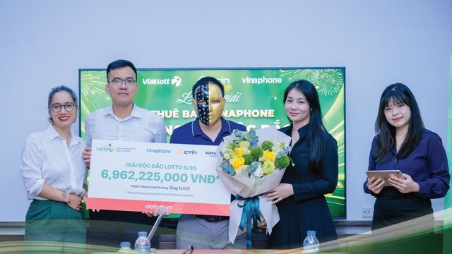 Hàng triệu người chơi không ngờ: Cách "dò số Vietlott" này lại trúng Độc đắc gần 7 tỷ - Ảnh 1. Hàng triệu người chơi không ngờ: Cách "dò số Vietlott" này lại trúng Độc đắc gần 7 tỷ - Ảnh 1.