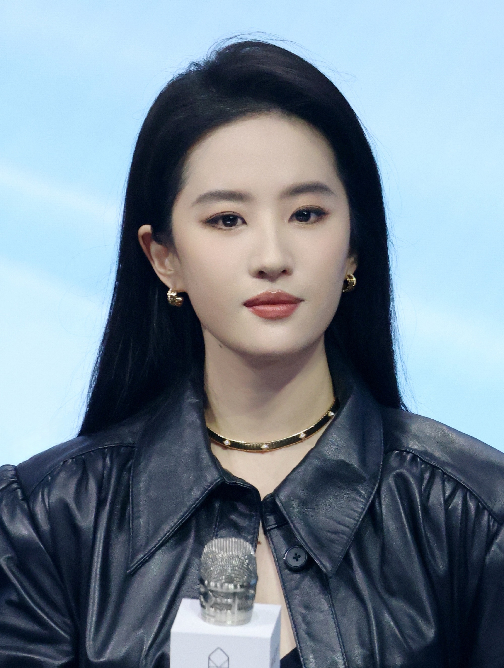 - Ảnh 5. - Ảnh 5.