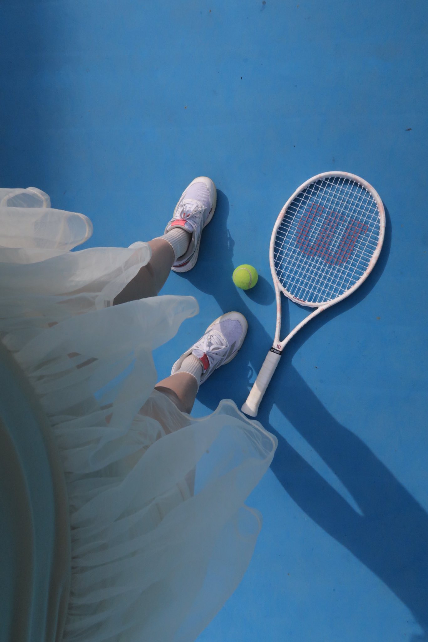 Nữ MC nổi tiếng mê thể thao, "cân đẹp" từ pickleball, tennis đến gym, vóc dáng đỉnh khỏi bàn - Ảnh 8. Nữ MC nổi tiếng mê thể thao, "cân đẹp" từ pickleball, tennis đến gym, vóc dáng đỉnh khỏi bàn - Ảnh 8.
