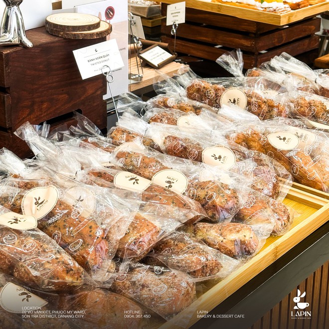 Phản hồi chính thức của tiệm bánh hot nhất Đà Nẵng sau việc để bánh lộ thiên, chất lượng không tương xứng- Ảnh 11.