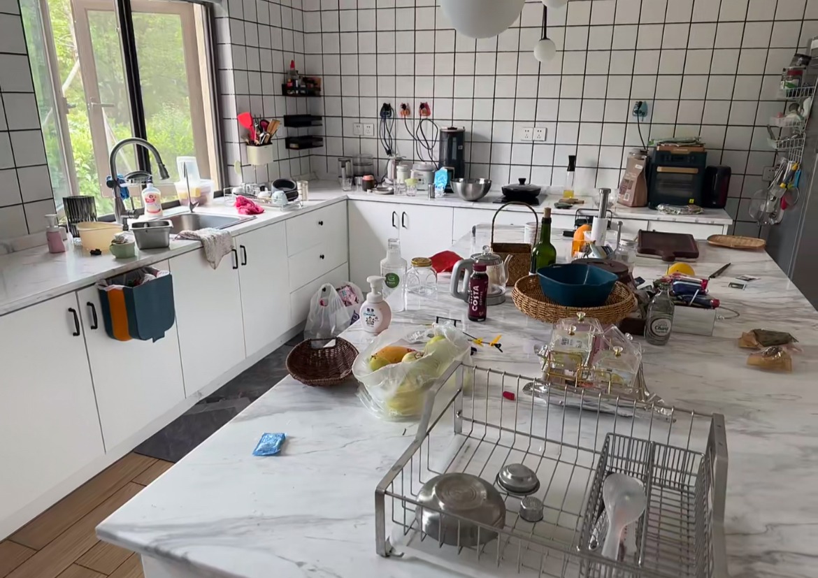 Rằm tháng 7 ông bà dặn: 5 chỗ trong nhà bẩn thì vía xấu ám tận 3 đời, lười mấy cũng phải dọn sạch!- Ảnh 1. Rằm tháng 7 ông bà dặn: 5 chỗ trong nhà bẩn thì vía xấu ám tận 3 đời, lười mấy cũng phải dọn sạch!- Ảnh 1.