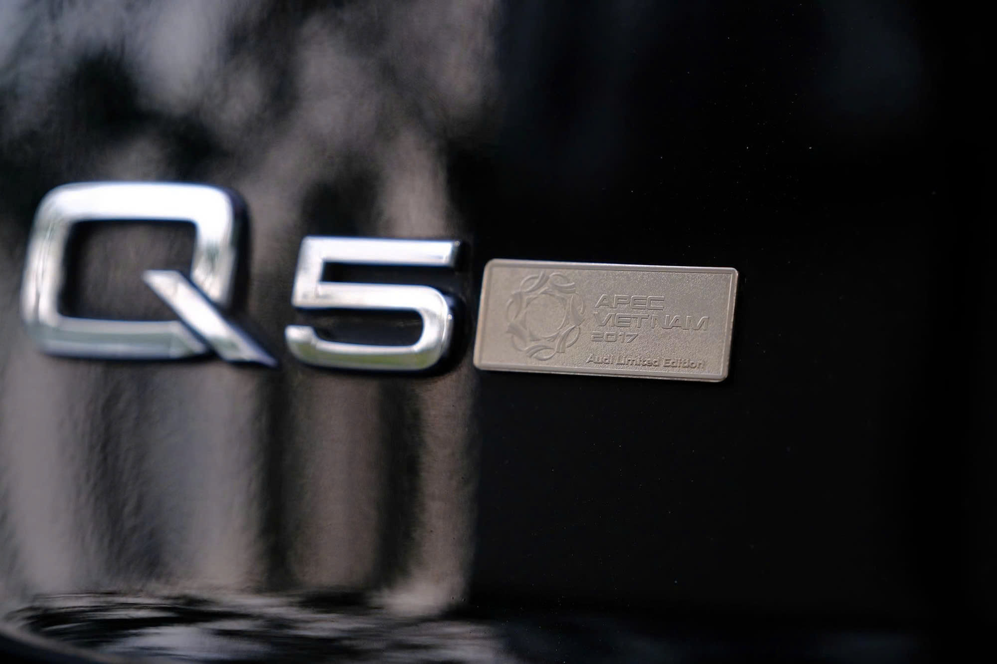 Các hãng xe làm bản giới hạn cho Việt Nam: Từ xe phổ thông đến siêu sang, có mẫu duy nhất một chiếc toàn thế giới - Ảnh 15.