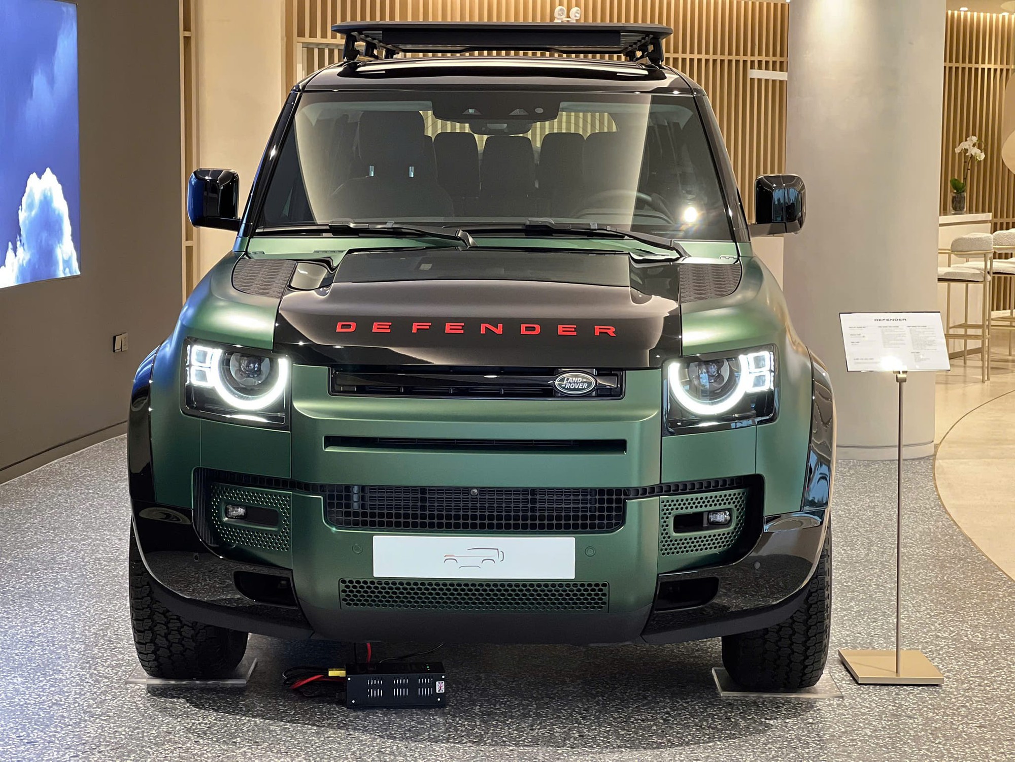 Các hãng xe làm bản giới hạn cho Việt Nam: Từ xe phổ thông đến siêu sang, có mẫu duy nhất một chiếc toàn thế giới - Ảnh 31.