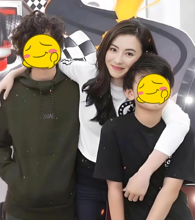 - Ảnh 2. - Ảnh 2.