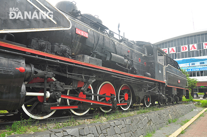 Chuyến tàu chạy hơn 100km, đi mất hơn 2 giờ đồng hồ: Du khách nhận xét "Rất đáng mong chờ!" - Ảnh 3.