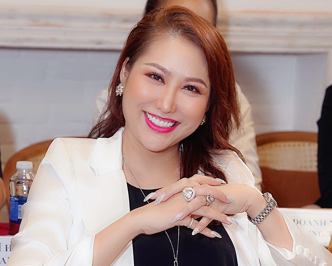 Nữ nghệ sĩ vừa lên chức Phó Viện trưởng: 2 lần đổ vỡ hôn nhân, U50 được bạn trai cưng chiều hết mực - Ảnh 1.
