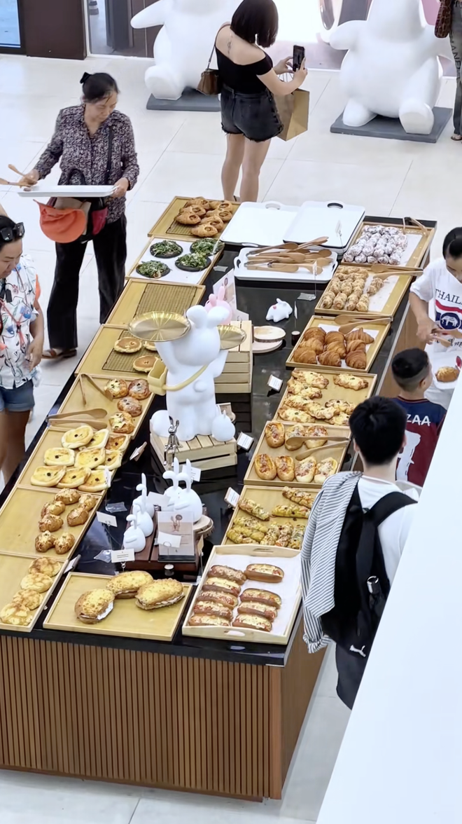Phản hồi chính thức của tiệm bánh hot nhất Đà Nẵng sau việc để bánh lộ thiên, chất lượng không tương xứng- Ảnh 8.