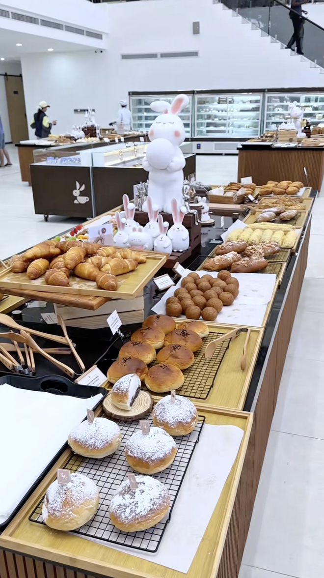 Phản hồi chính thức của tiệm bánh hot nhất Đà Nẵng sau việc để bánh lộ thiên, chất lượng không tương xứng- Ảnh 7.