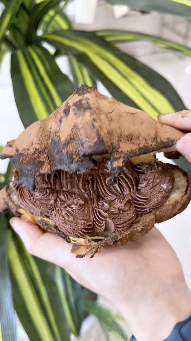 Phản hồi chính thức của tiệm bánh hot nhất Đà Nẵng sau việc để bánh lộ thiên, chất lượng không tương xứng- Ảnh 3.