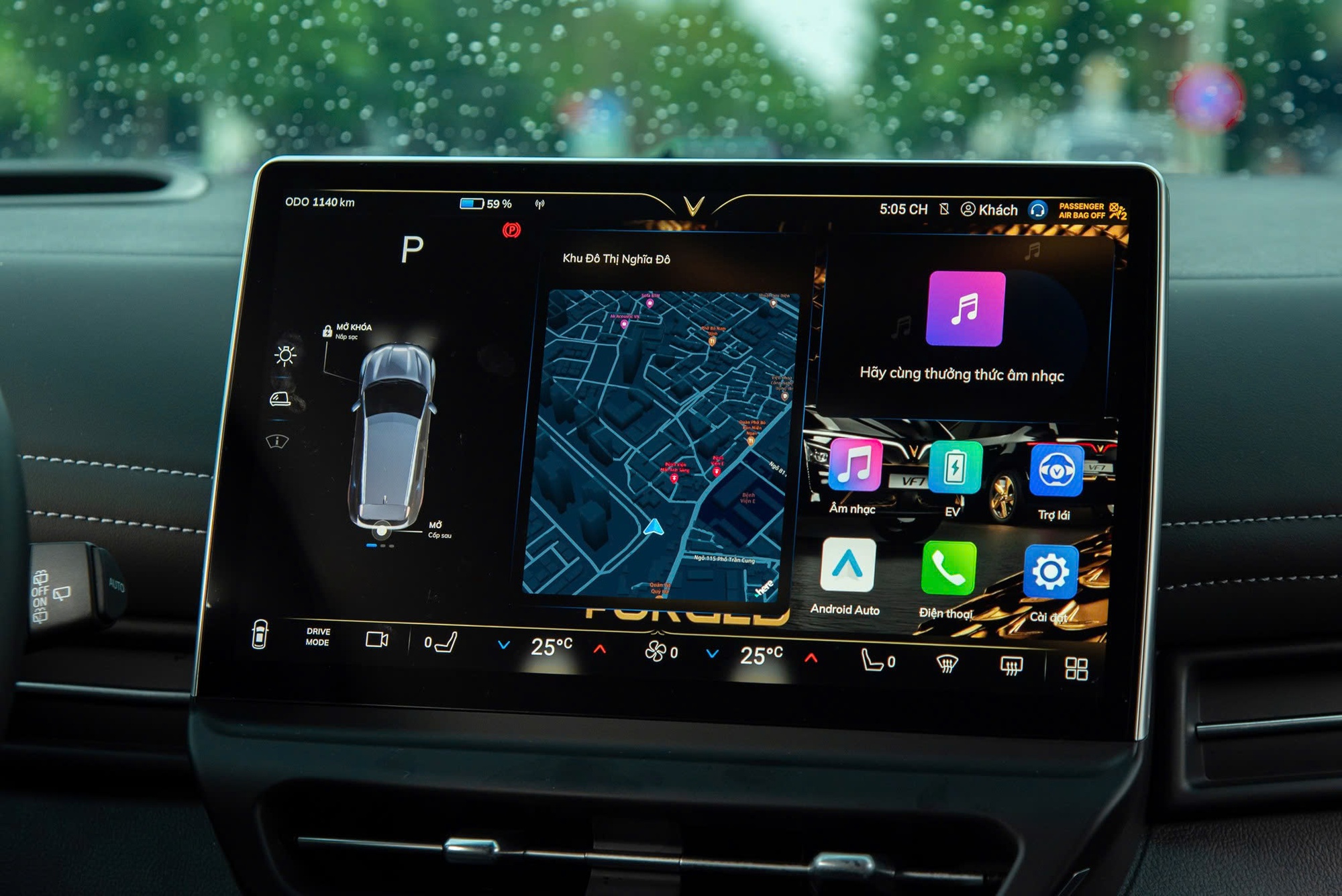 Các hãng xe làm bản giới hạn cho Việt Nam: Từ xe phổ thông đến siêu sang, có mẫu duy nhất một chiếc toàn thế giới - Ảnh 20.