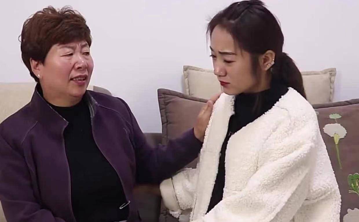 Mẹ chồng từng khiến t&ocirc;i xấu hổ tột độ trước mặt họ h&agrave;ng, giờ lại l&agrave;m t&ocirc;i thương b&agrave; đến chảy nước mắt- Ảnh 1.