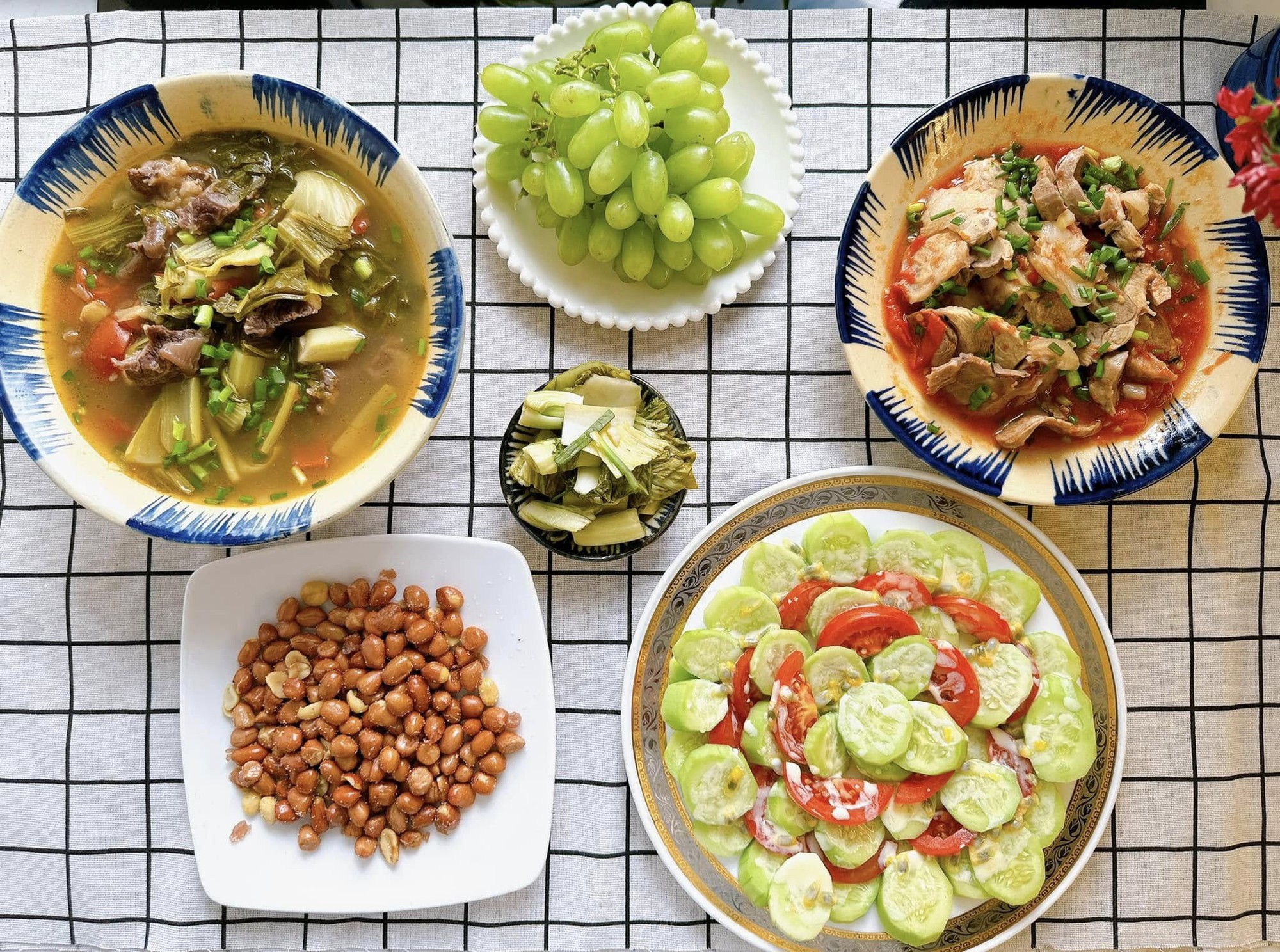 Loạt mâm cơm cho bà đẻ của 1 mom ở Hà Nội khiến hội chị em bỗng nhiên "thèm"... ở cữ- Ảnh 7.