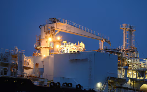 Vừa áp thuế mạnh tay với Ấn Độ, Mỹ vừa gửi tín hiệu đến một khách hàng quan trọng của Nga: “Hãy dừng mua dầu Nga”