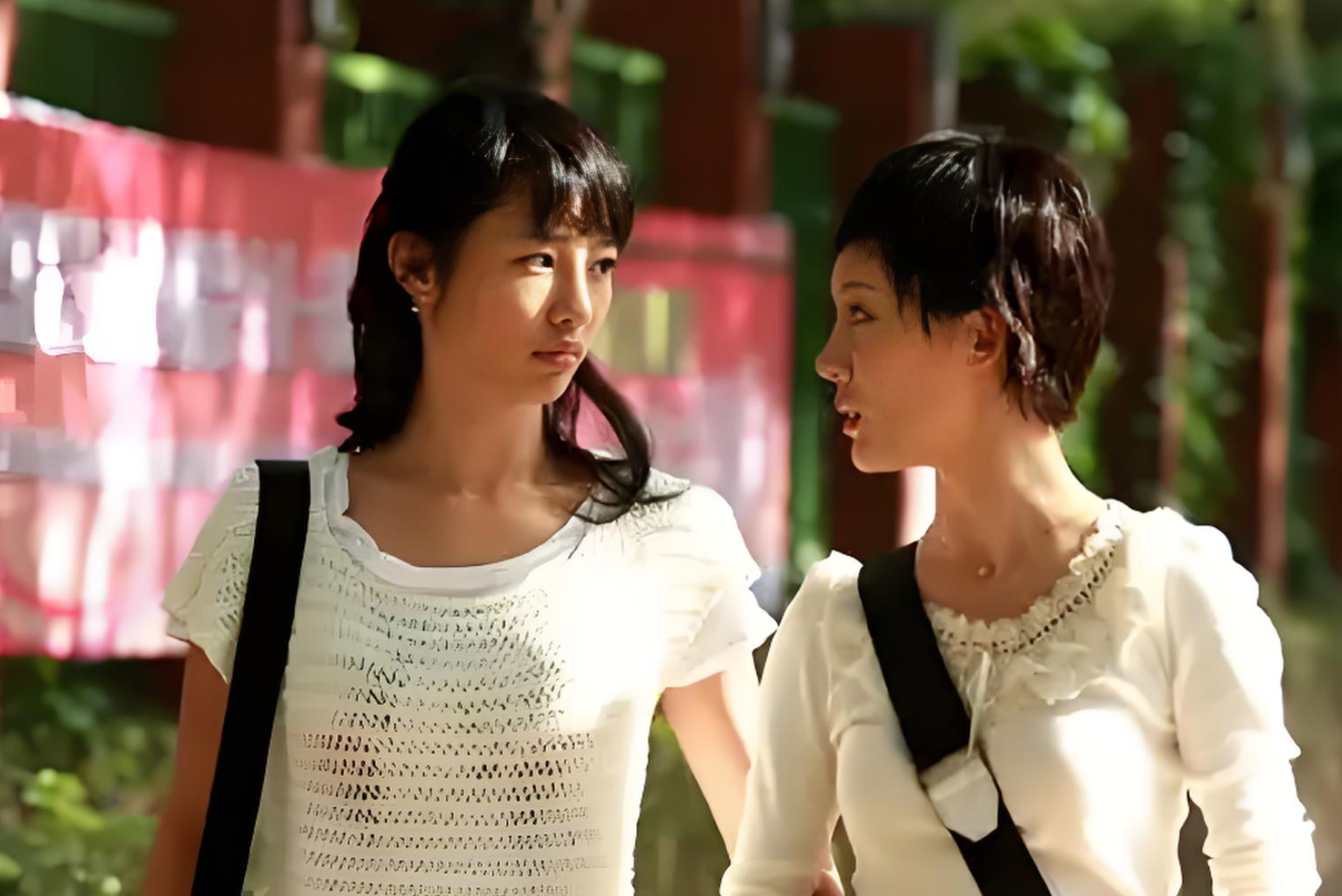 Nhìn cách anh rể đối xử với chị gái, lại nhìn sang chồng mình, tôi thấy mất ăn mất ngủ- Ảnh 1.