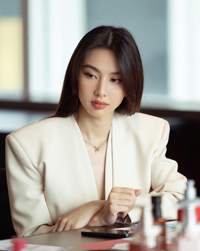 Toàn bộ quy trình Thuỳ Tiên làm hợp đồng trốn tránh trách nhiệm, 5 người của công ty Sen Vàng liên quan là những ai?- Ảnh 1. Toàn bộ quy trình Thuỳ Tiên làm hợp đồng trốn tránh trách nhiệm, 5 người của công ty Sen Vàng liên quan là những ai?- Ảnh 1.