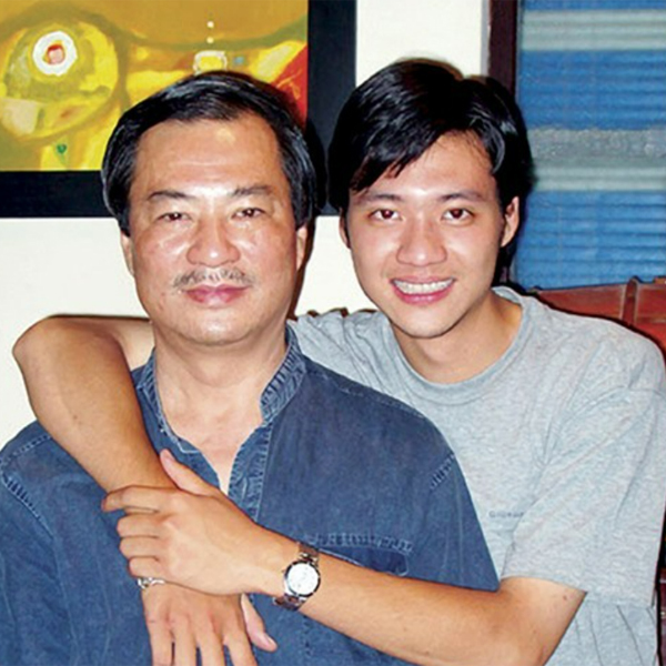 Phó giám đốc VFC nghỉ việc ở tuổi 43: Cha đẻ loạt bom tấn quốc dân, chuyện tình viên mãn cả showbiz ngưỡng mộ - Ảnh 5.