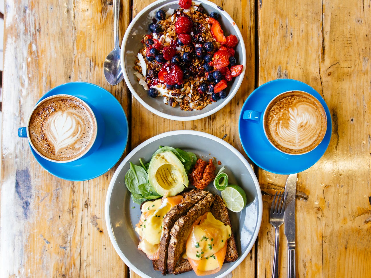 Huyết áp tăng vọt chỉ vì 1 thói quen vào buổi sáng: Rất nhiều người Việt làm mỗi ngày- Ảnh 2.