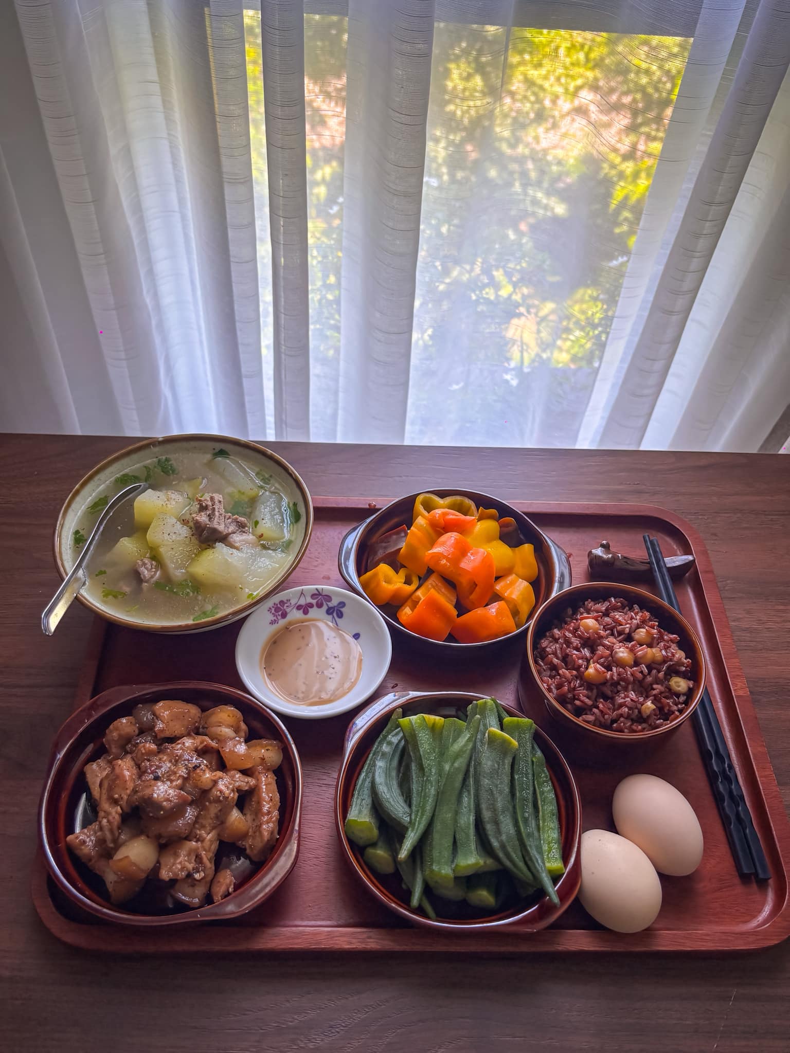 Chị g&aacute;i nh&agrave; người ta: Nấu cơm cữ cho em m&agrave; tưởng đ&acirc;u chị đi thi MasterChef khi&ecirc;n hội "em g&aacute;i online" đua nhau v&agrave;o "nhận vơ"- Ảnh 21.