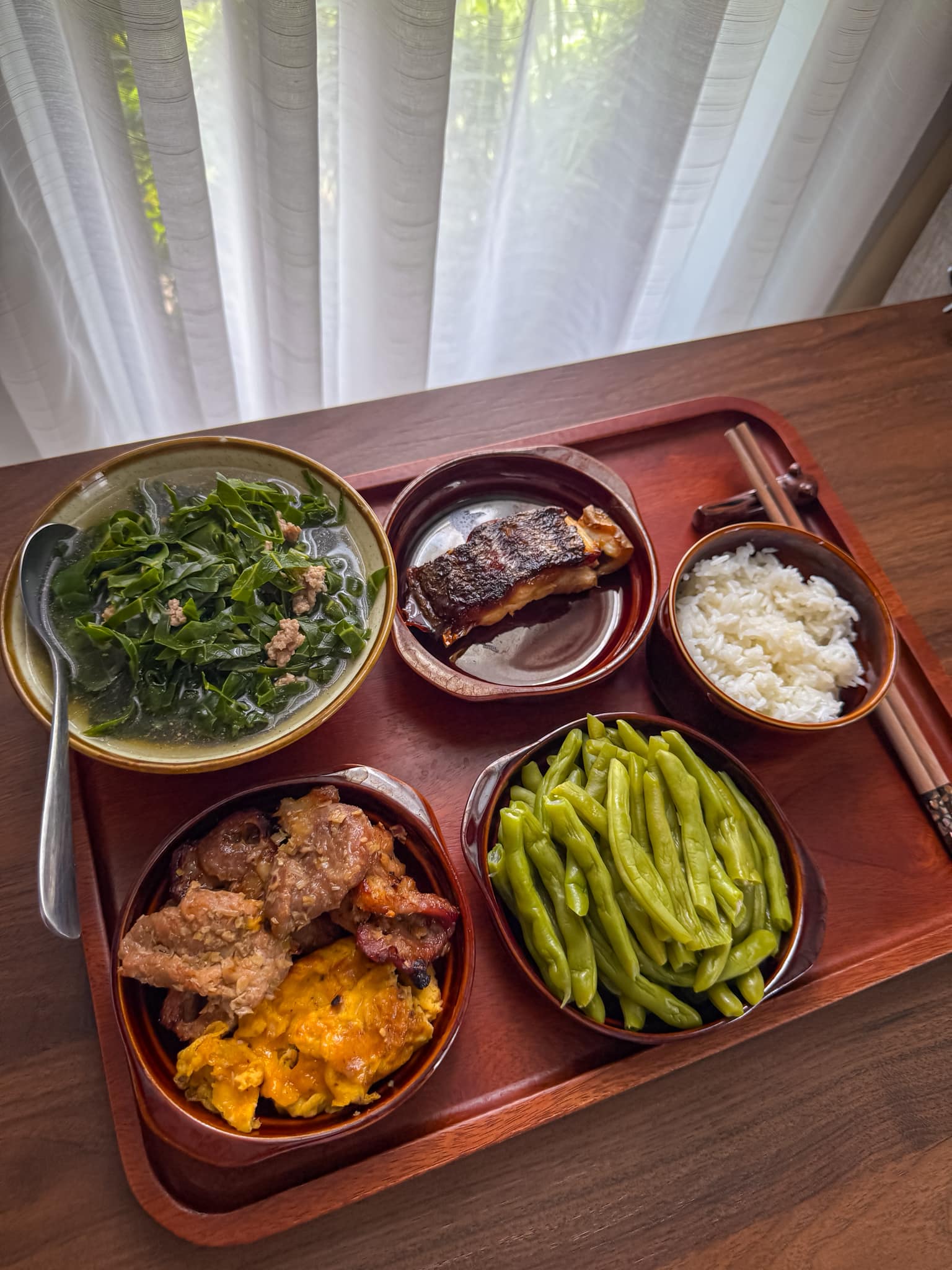 Chị g&aacute;i nh&agrave; người ta: Nấu cơm cữ cho em m&agrave; tưởng đ&acirc;u chị đi thi MasterChef khi&ecirc;n hội "em g&aacute;i online" đua nhau v&agrave;o "nhận vơ"- Ảnh 9.