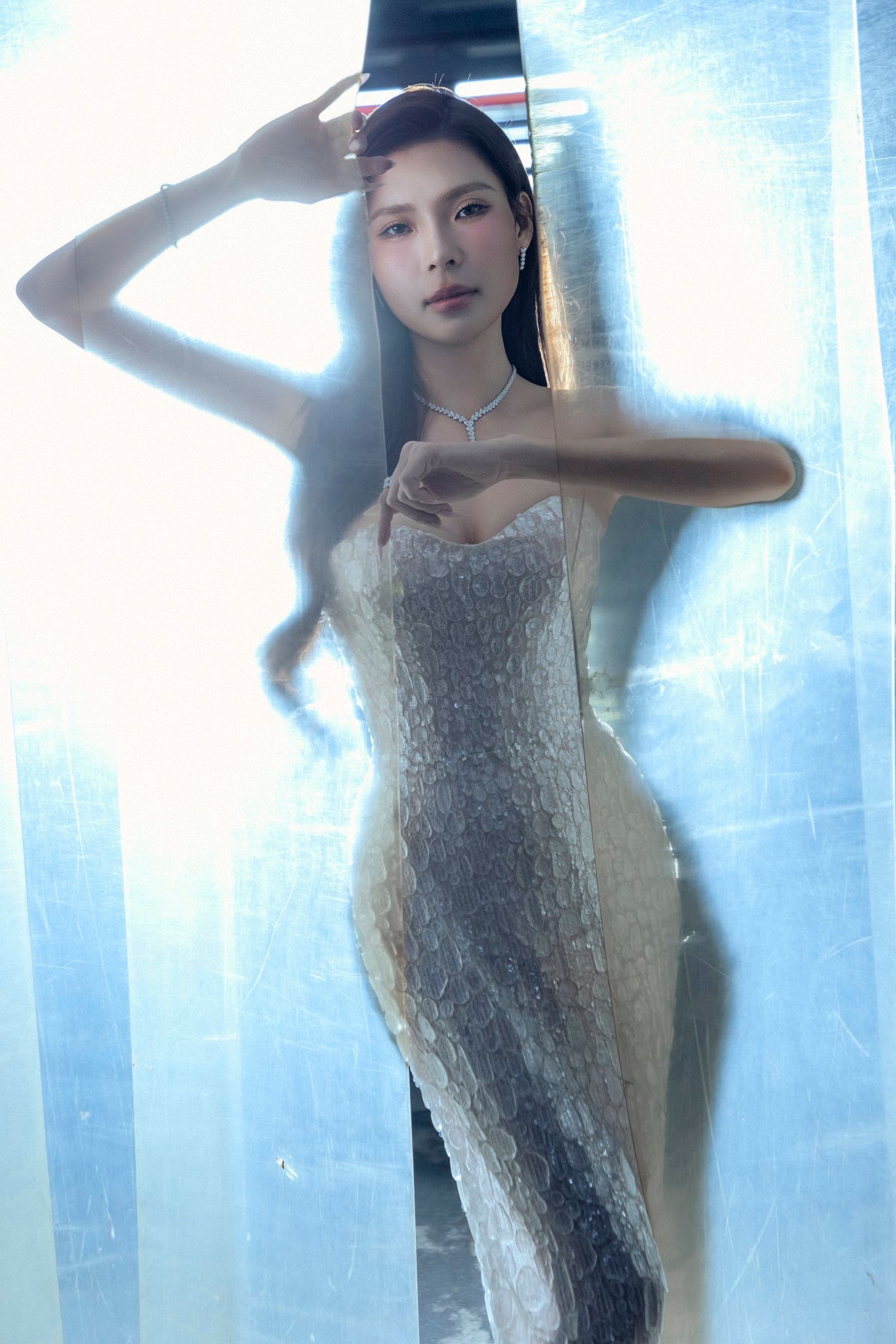 Lương Thế Thành nói đúng 6 chữ khi vợ Thúy Diễm bị lan truyền clip quay lén hôn sao nam kém tuổi- Ảnh 4. Lương Thế Thành nói đúng 6 chữ khi vợ Thúy Diễm bị lan truyền clip quay lén hôn sao nam kém tuổi- Ảnh 4.