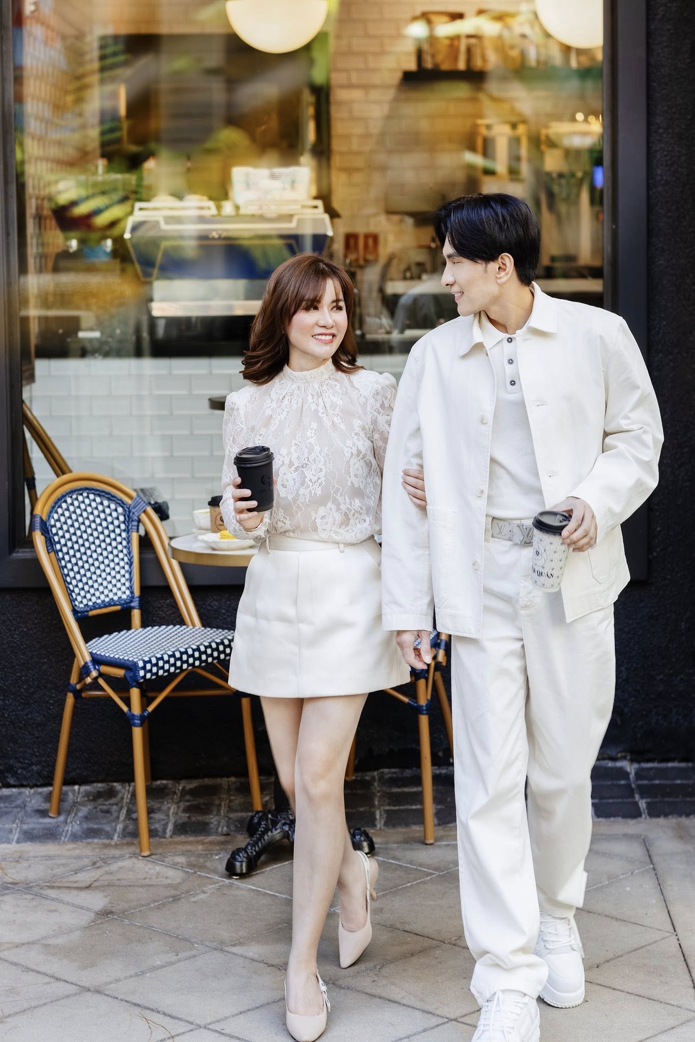 Vợ cũ Đan Trường lên tiếng thông tin "yêu lại từ đầu" sau 4 năm ly hôn - Ảnh 2. Vợ cũ Đan Trường lên tiếng thông tin "yêu lại từ đầu" sau 4 năm ly hôn - Ảnh 2.