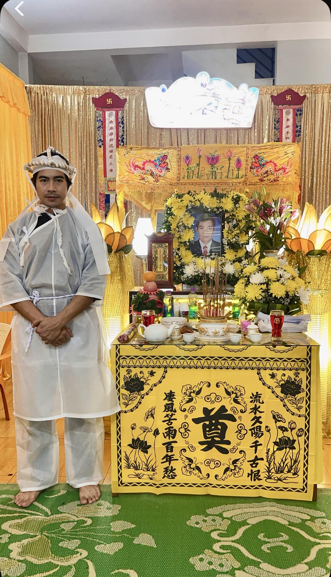 Hàng loạt sao Việt chia buồn với diễn viên Thanh Bình - Ảnh 1. Hàng loạt sao Việt chia buồn với diễn viên Thanh Bình - Ảnh 1.